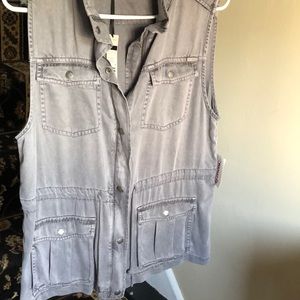 MAX JEANS; relaxed vest